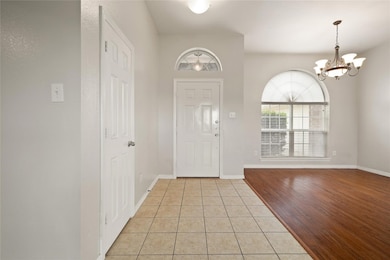 200 Flower Meadows Dr, Waxahachie, TX 75165 - photo 4