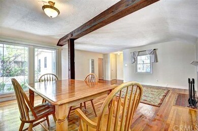 Another view of the beautiful dining room windows.
