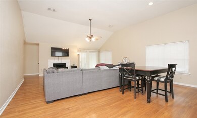 11114 Middleburgh Dr, Tomball, TX 77377 - photo 4