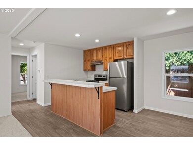 3054 Surfwood Dr NE, Salem, OR 97305 - photo 6