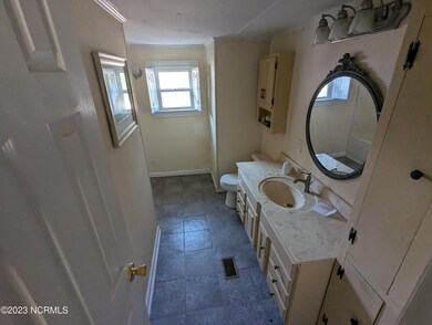 PXL_20230829_210846082