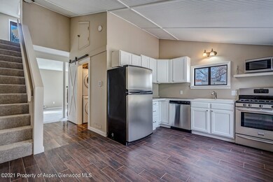 05_811_8th_Street005_mls