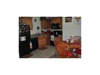 21135 Millridge St, Spring Hill, KS 66083 - photo 2