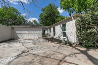 2207 N Belmont Dr, Richmond, TX 77469 - photo 4