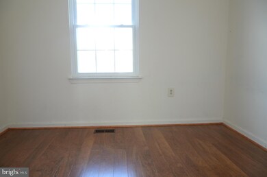 10500 Joyceton Dr, Upper Marlboro, MD 20774 - photo 7