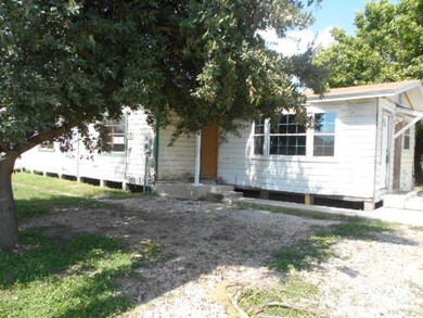 10617 Santa fe St, Donna, TX 78537 - photo 5