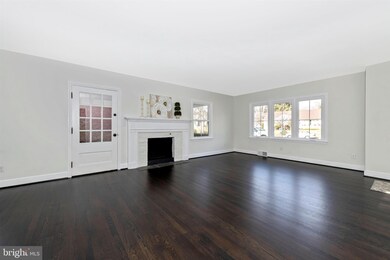 121 Calvert Terrace, Hagerstown, MD 21742 - photo 4