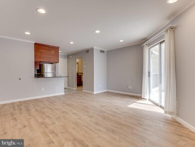 1540 Lincoln Way unit 104, McLean, VA 22102 - photo 5