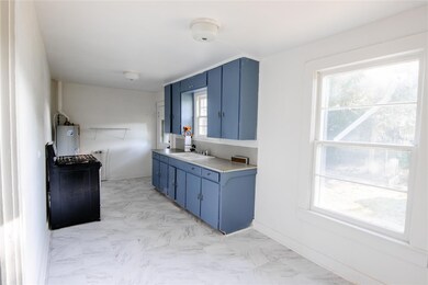 127 Desvoignes Rd, Denison, TX 75021 - photo 4