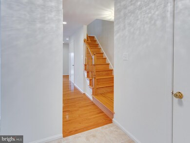 2961 Cashel Ln, Vienna, VA 22181 - photo 4
