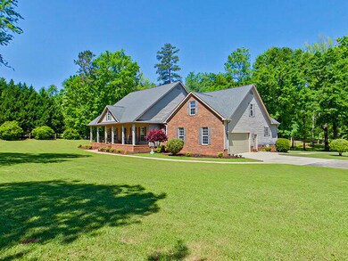 003_43-front_yard_11