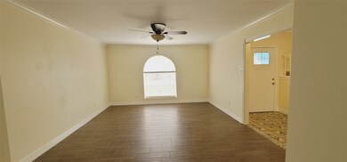 7003 Bent Branch Dr, Houston, TX 77088 - photo 6