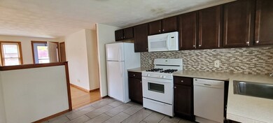 195 Manzella Ct, Rockland, MA 02370 - photo 3