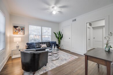 Living Room MODEL PHOTOS OF SAME FLOOR PLAN UNIT