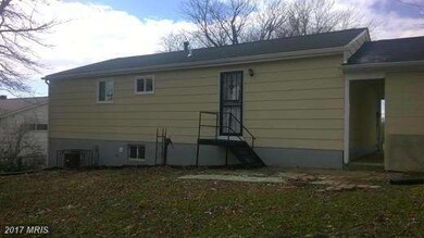 121 Cindy Ln, Capitol Heights, MD 20743 - photo 3