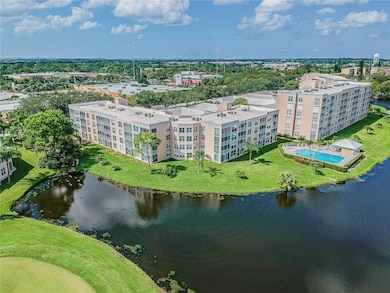 4530 Pinebrook Cir unit 309, Bradenton, FL 34209 - photo 5