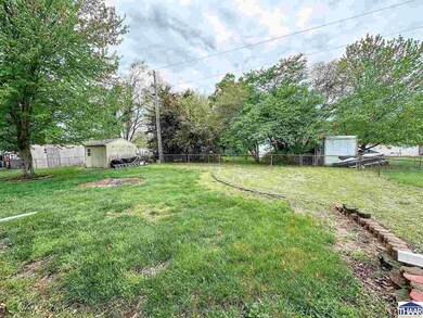 6935 S Kenny Place, Terre Haute, IN 47802 - photo 6