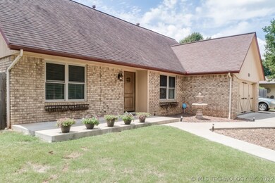 133 W Charlotte St, Broken Arrow, OK 74011 - photo 2