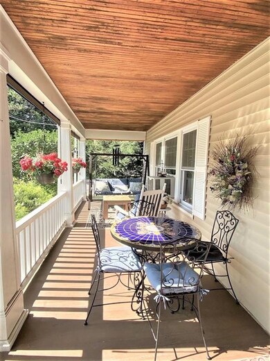 285 Pleasant St, Claremont, NH 03743 - photo 6