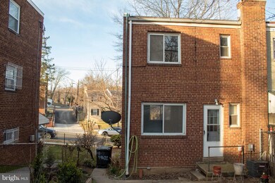 4302 F St SE, Washington, DC 20019 - photo 2