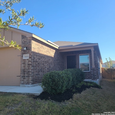 3919 Turtle Creek, New Braunfels, TX 78132 - photo 2