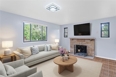 7872 Mount Carmel Rd, Verona, PA 15147 - photo 6