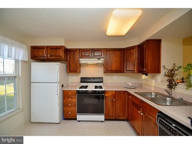 22 N Merriment Dr, Newark, DE 19702 - photo 3