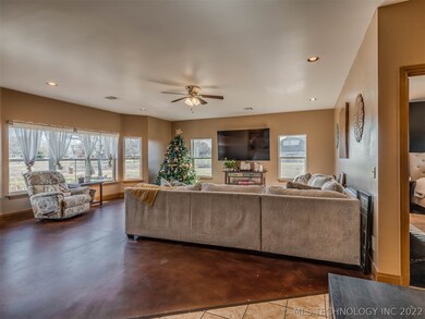 10220 N Sheridan Rd, Sperry, OK 74073 - photo 4