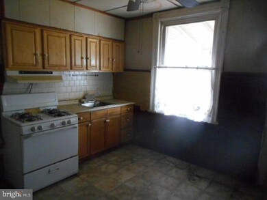 505 Poplar Grove St, Baltimore, MD 21223 - photo 5