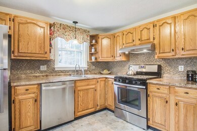 48 Great Meadow Dr, Carver, MA 02330 - photo 4