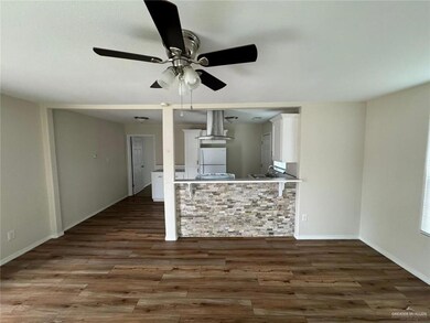 805 S Texas Blvd unit B, Weslaco, TX 78596 - photo 7