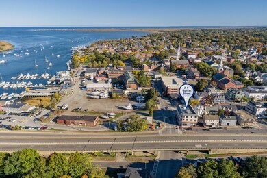 2 Market St unit 202, Newburyport, MA 01950 - photo 4