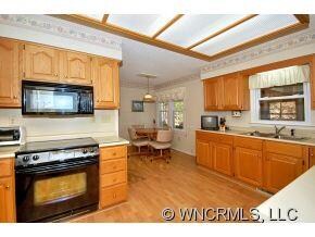 46 Ballantree Dr, Asheville, NC 28803 - photo 4