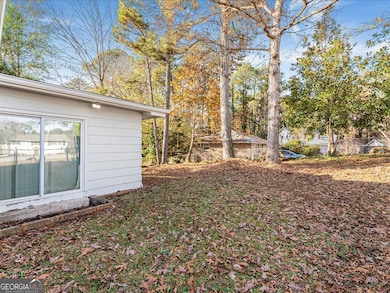 4176 Colony East Dr, Stone Mountain, GA 30083 - photo 7