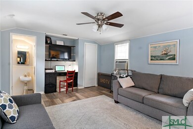 9 E Gordon St unit Upper Carriage House, Savannah, GA 31401 - photo 4