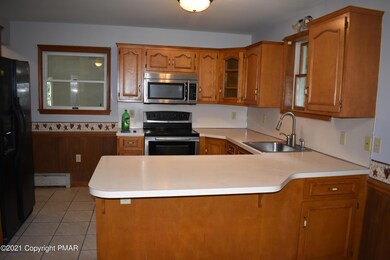 1226 Valley Rd E, Kunkletown, PA 18058 - photo 3