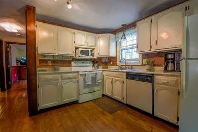 34 Alder St, Milford, NH 03055 - photo 5