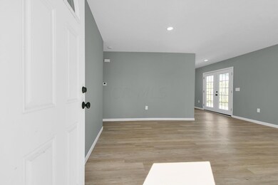 4-web-or-mls-4274-astor-ave