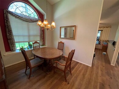 317 Sunrise Dr, Granbury, TX 76049 - photo 6