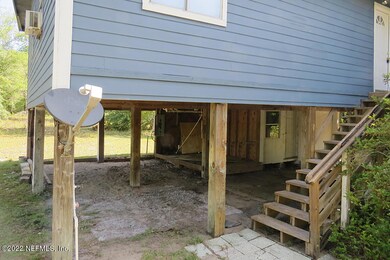 Stairs to main Entrance
