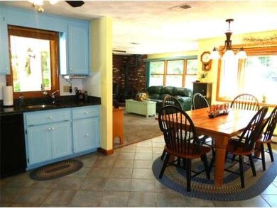 189 Chestnut St, North Easton, MA 02356 - photo 5