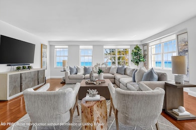 La Bonne Vie unit 3090, Palm Beach, FL 33480 - photo 4