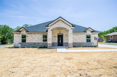 809 E Denton St, Ennis, TX 75119 - photo 5