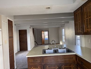 508 W Grove St, Bloomington, IL 61701 - photo 6