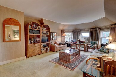 165 Waterman St unit 6, Providence, RI 02906 - photo 2