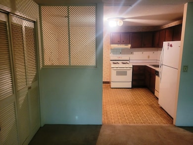 1285 Lawrence St unit 8, Lowell, MA 01852 - photo 2