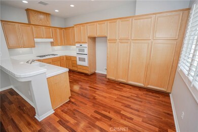 28416 Incline Ln, Santa Clarita, CA 91390 - photo 6