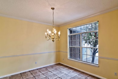 5Dining Room-1