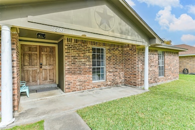 5526 Thornwood Cir, Dickinson, TX 77539 - photo 3
