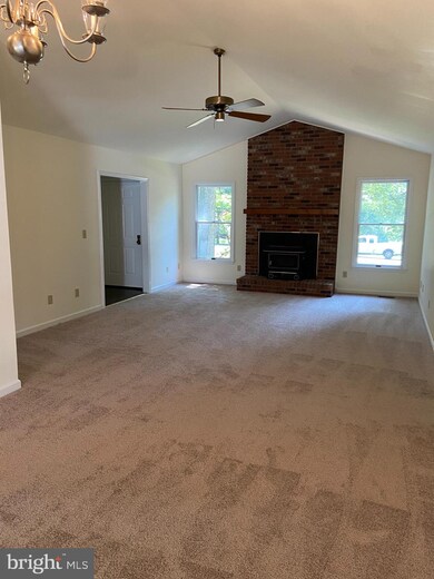 107 Westover Pkwy, Locust Grove, VA 22508 - photo 5